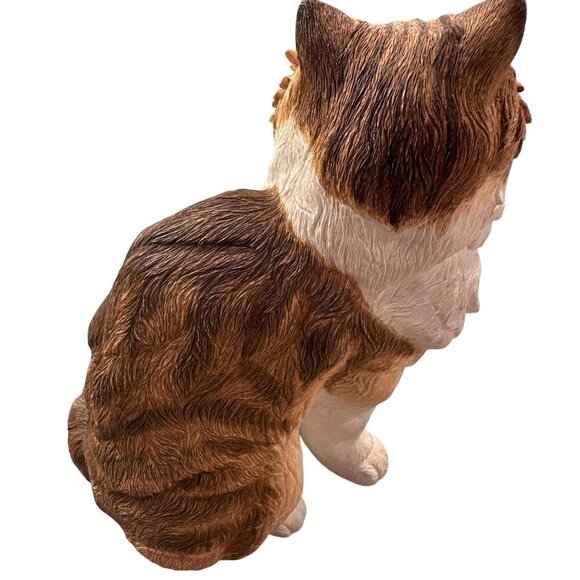Country Artist Persian Cat Sitting Figurine Ceramic Realistic Tabby CatHand Pain - Picture 6 of 14